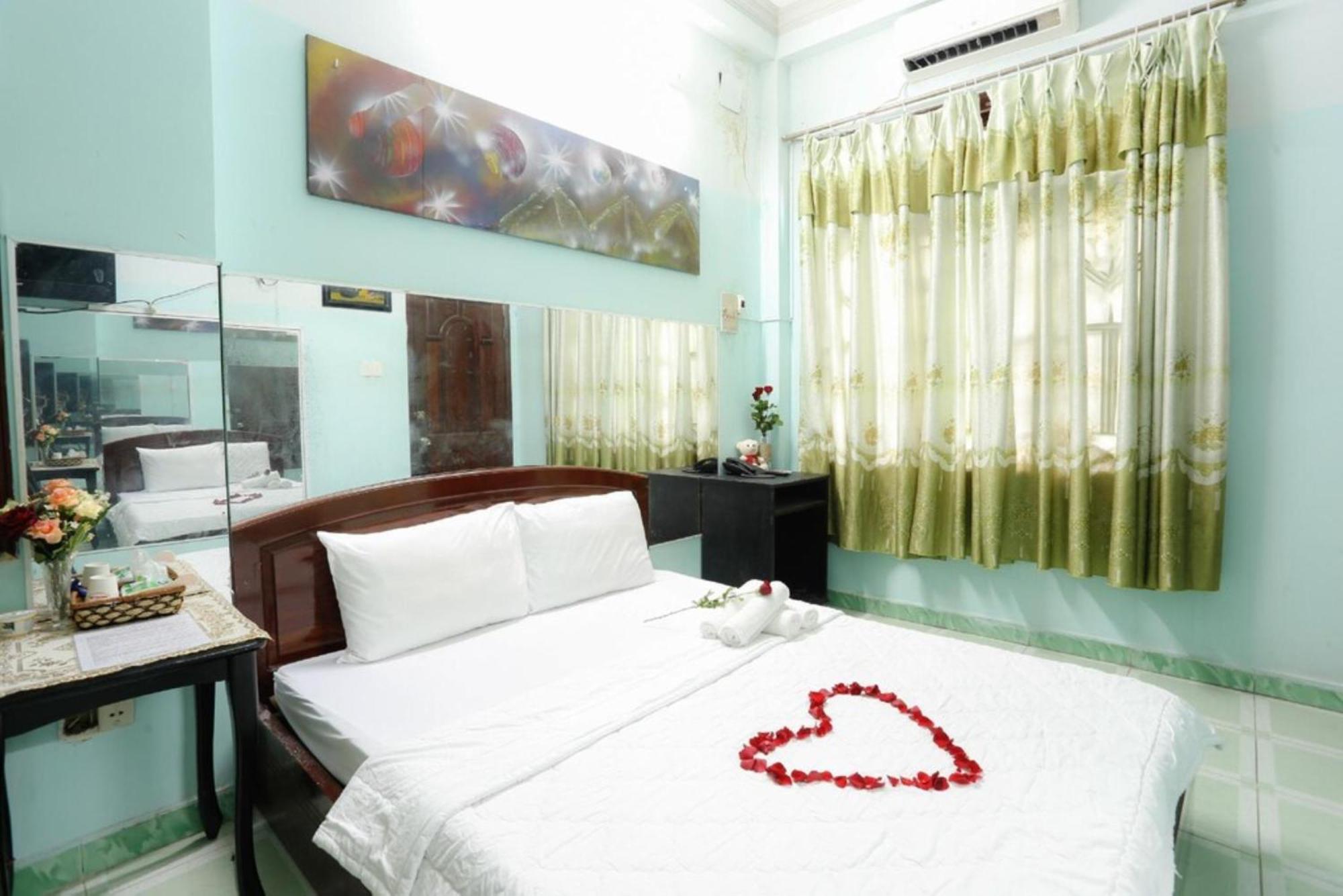 Hong Luc Hotel Hcm Ho Chi Minh City Bagian luar foto