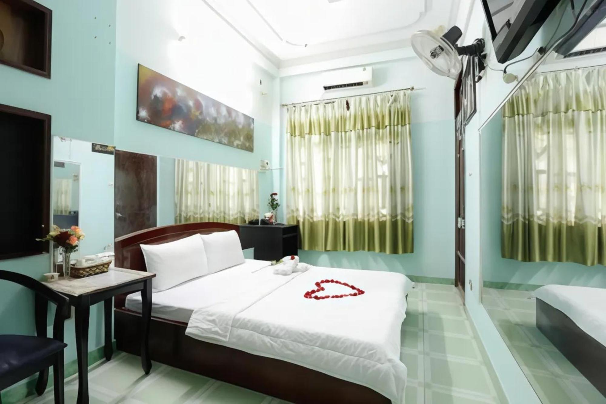 Hong Luc Hotel Hcm Ho Chi Minh City Bagian luar foto